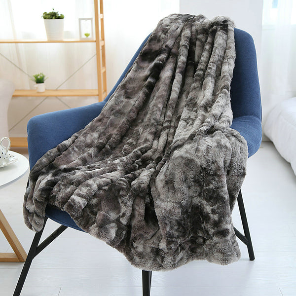 High Quality Lightweight Fur Fleece Throw Blanket