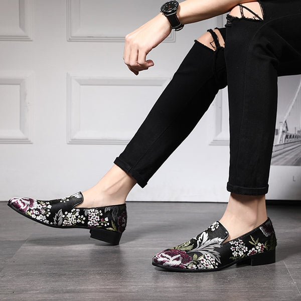 Men's Luxurious Velvet Silk Floral Embroidery Loafers