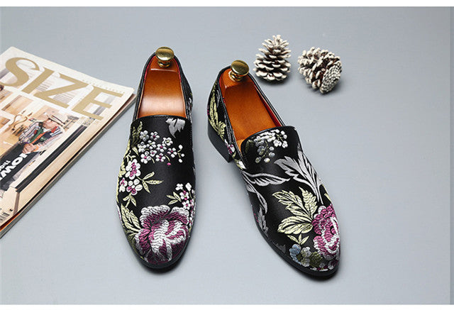 Men's Luxurious Velvet Silk Floral Embroidery Loafers