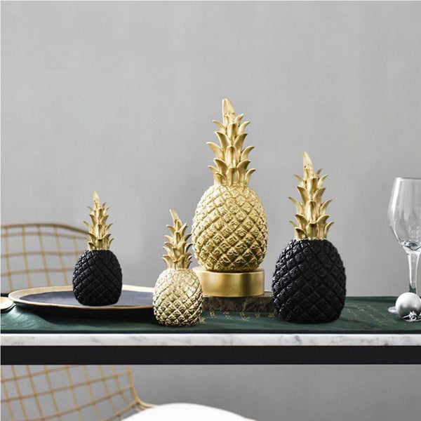 Elegant Modern Hospitality Pineapple Bust Statue