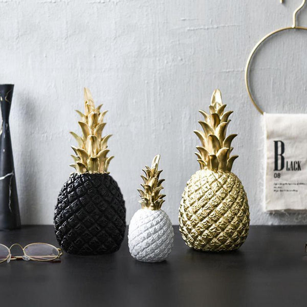 Elegant Modern Hospitality Pineapple Bust Statue